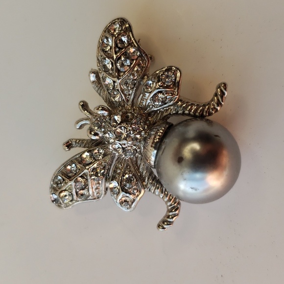 Silver Honey Bee Brooch Pin Tie Clip 1 inch - Picture 3 of 4